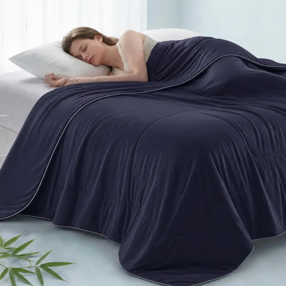 Madison Park Breathable Cooling Comforter Full/Queen, Navy, 90x90