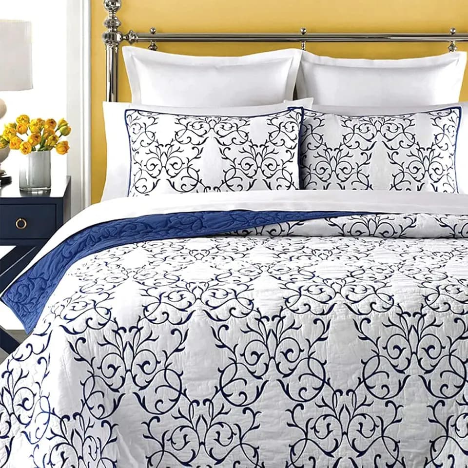 Mixinni Reversible Quilt 3-Piece Blue Embroidery Pattern Elegant Quilt Set with Embroidered Decorative Shams Soft Bedspreads & Coverlet Set - Full/Queen