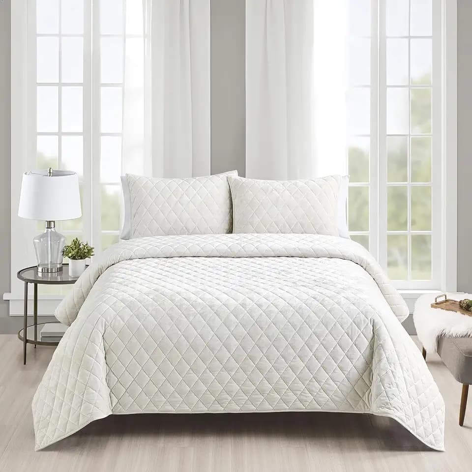 Fredsure Distressed Velvet Quilt Set, 3 Pieces Light Ivory Queen, Distressed Velvet Face and Brushed Microfiber Reverse, with Diamond Quilting