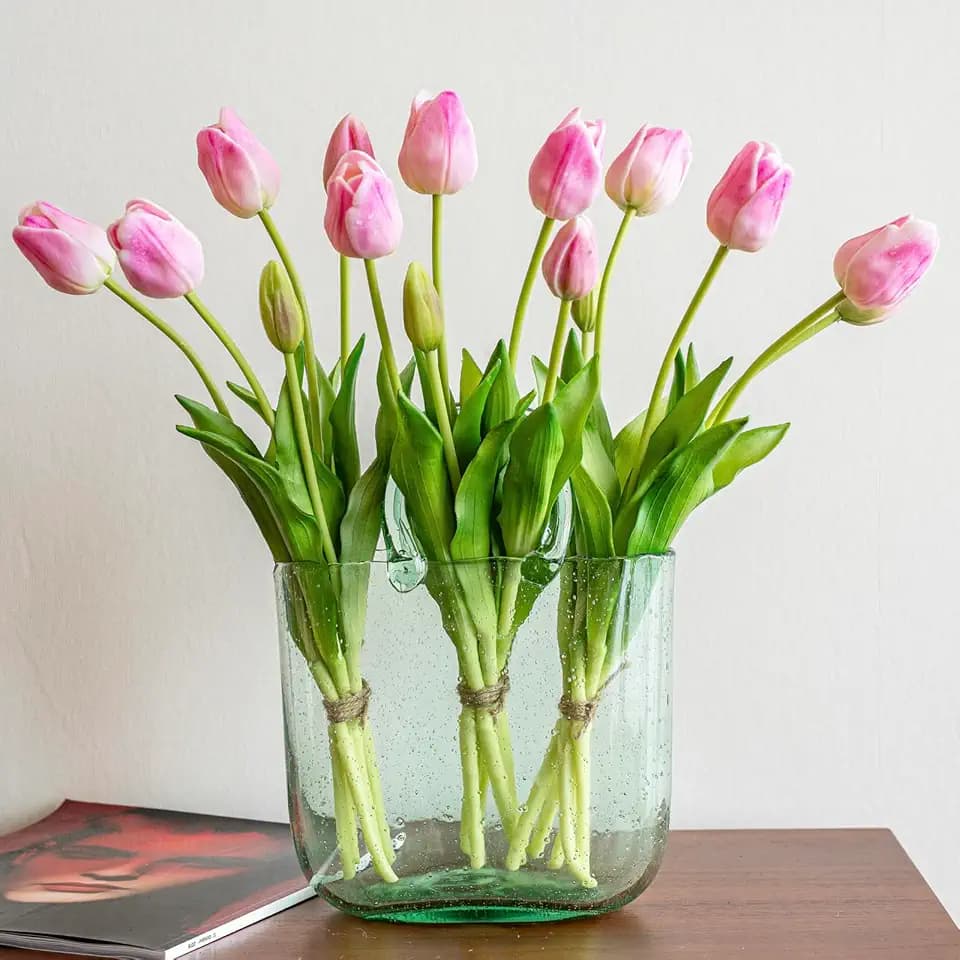 DUYONE 15pcs Artificial Tulips Flowers, Soft Touch Latex Bouquet, Fake Tulips for Office Wedding Party Home Kitchen Garden Decoration