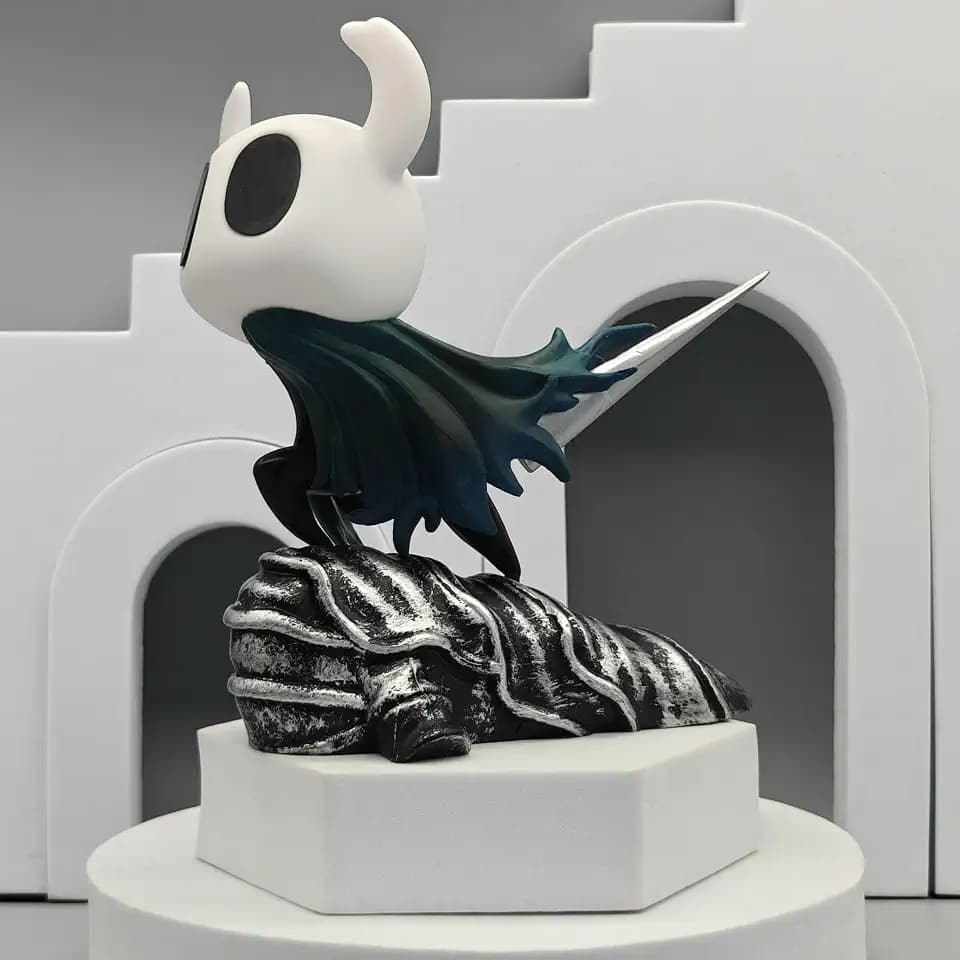 FCTREE 6.5 Inch Home Decor Cartoon Figurine Dolls, Car Dashboard Decorations Cute Game Dolls Hollow Knight Statue Action Figure, Gift for Fans and Friends(B)