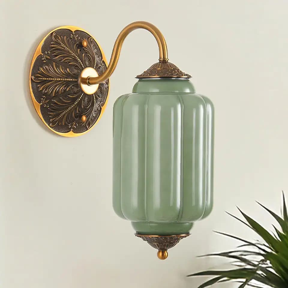 LOUSACE Antique Gold Wall Sconce with Green Milk Glass Shade, Vintage Brass Wall Light Fixture, Mid Century Restro Bathroom Vanity Light, Indoor Lighting for Bedroom Living Room Hallway