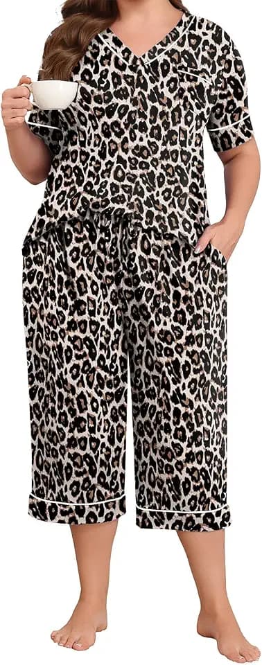 Lastshe Plus Size Womens Pajama Set 2 Piece V Neck Short Sleeve Capri Pants Loungewear Pjs Lounge Set Knit Soft with Pockets