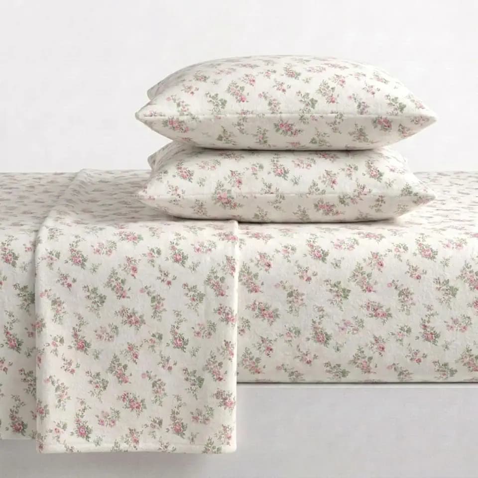 Laura Ashley - Full Sheet Set with Fitted Sheet & Pillowcases