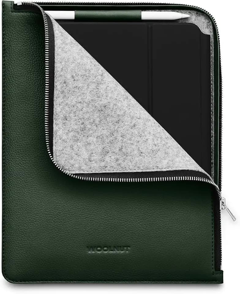 WOOLNUT Leder Folio f. iPad Pro 11 (M4/M5), iPad Air 11 (M2/M4) & iPad 10.9 (Gen 10) – Grün, Vollleder Hülle m. Reißverschluss & Stifthalter, passend f. iPad Pro/Air/10.9" Modelle 2018-2026