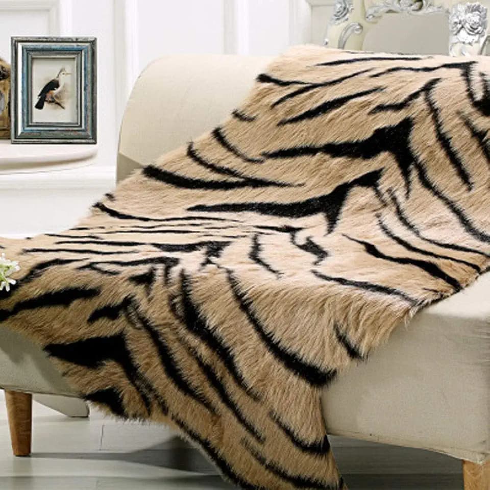 NA Tiger Rug, 3.5x2.5ft Faux Cowhide Animal Printed Area Rug Skin Fur Mat