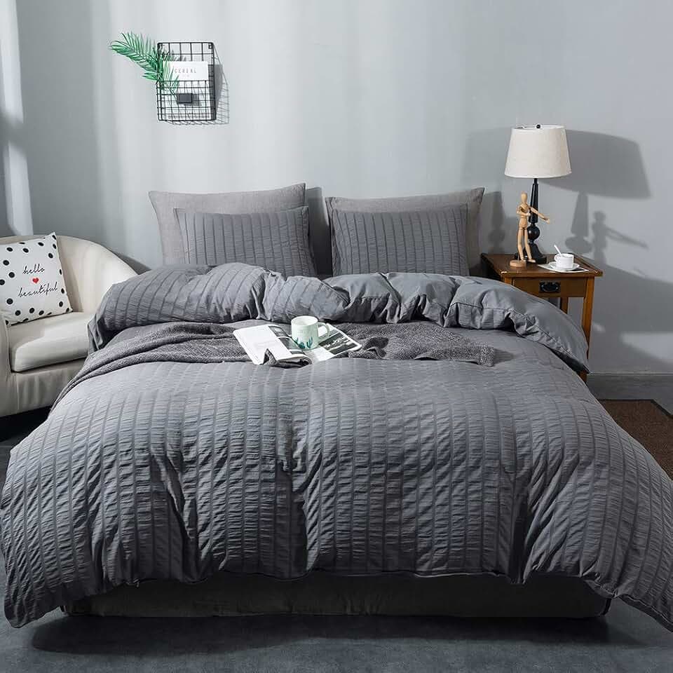AveLom Seersucker Duvet Cover Set Oversized King Size Grey (120 x 98 inches), 3 Pieces (1 Duvet Cover, 2 Pillow Cases), Soft Washed Microfiber Textured Duvet Cover with Zipper Closure, Corner Ties