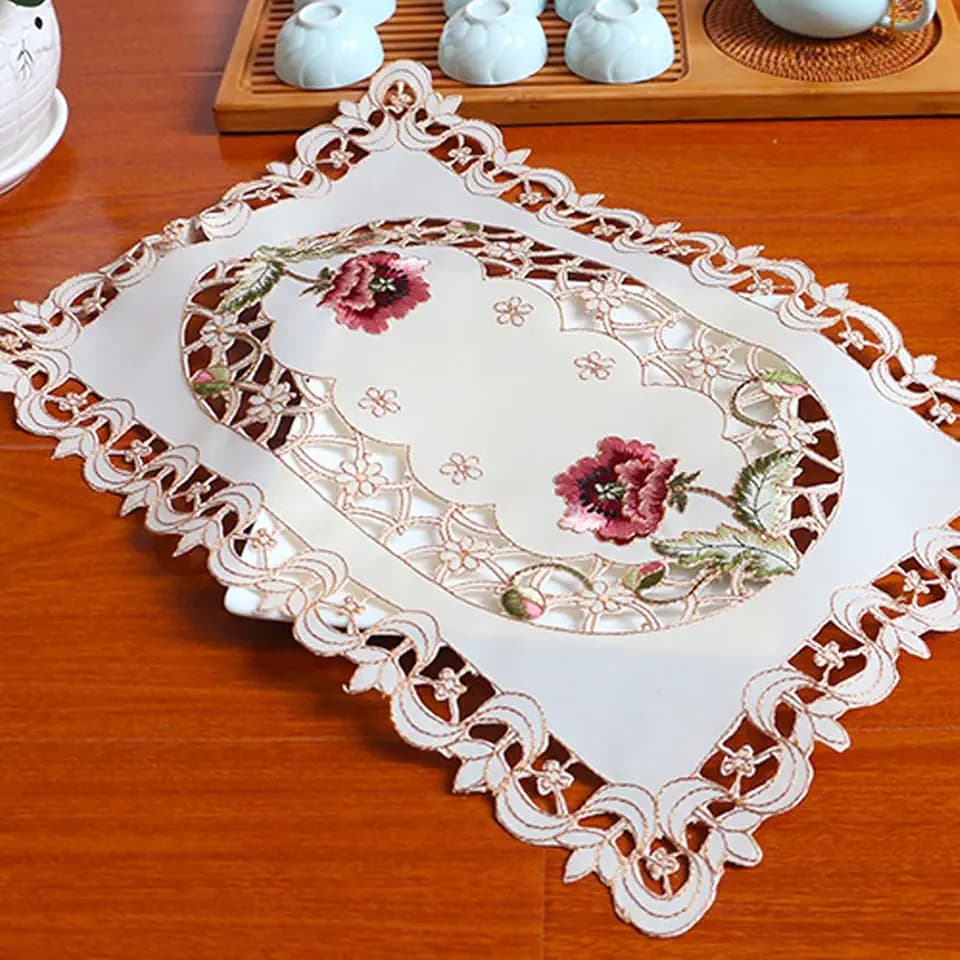 LeLehome Set of 4 Flower Embroidered Placemats, Oblong Rufous Flower Rose Lunchmats Place Mats, Home Kitchen Dining Restaurant Party Indoor Decor Table Mats, 18 Inch X 12 Inch