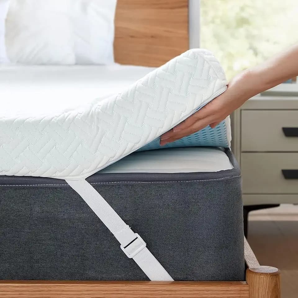 PERLECARE Queen 3 inch Cooling Mattress Topper with Bamboo Cover