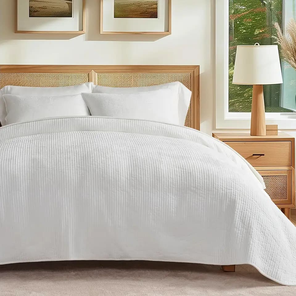 EverGrace Striped Channel Velvet Quilt Set, Queen Size, Bright White
