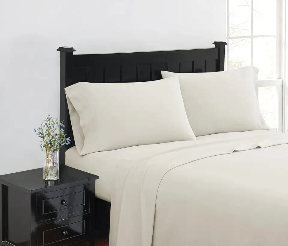 LONDON FOG Solid Flannel Sheets Ivory Cotton 3-Piece Twin Sheet Set, Solid, 100% Cotton, for Men and Women, Oeko-TEX Certified Confidence