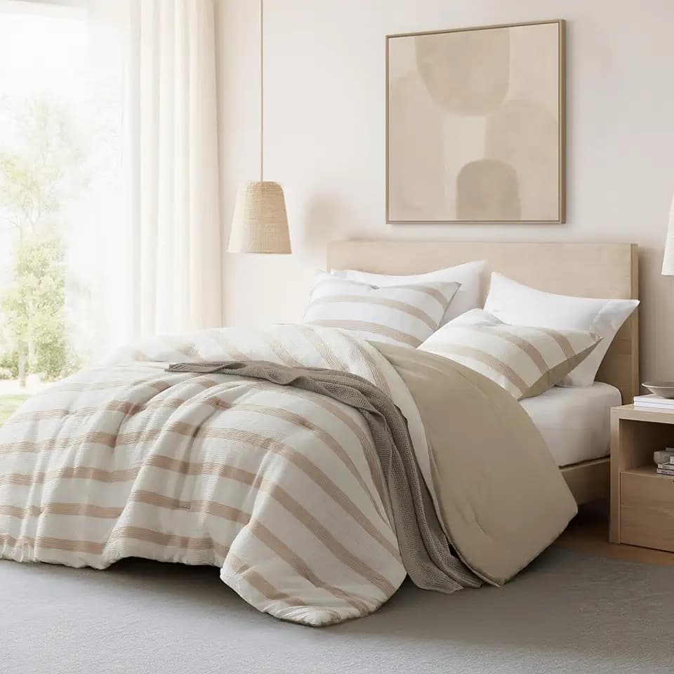 Madison Park Essentials Striped Comforter Set Queen Size, Yarn-Dyed Reversible Comforter with Minimalist Stripes, Crinkled Texture Bedding Set for All-Season Lightweight Warmth, Merritt Taupe