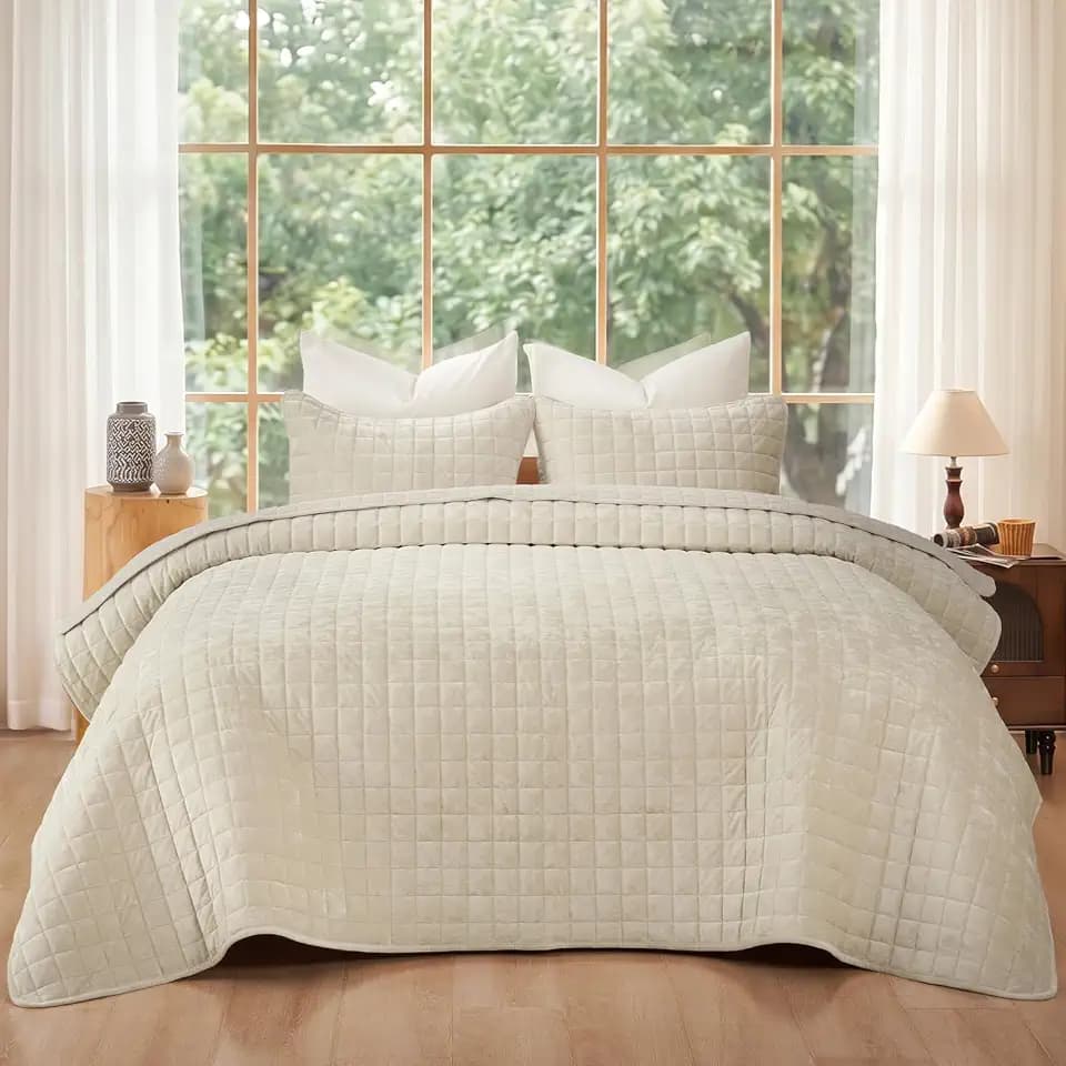 PHF Square-Box Luxury Velvet Quilt Set King Size, Sand