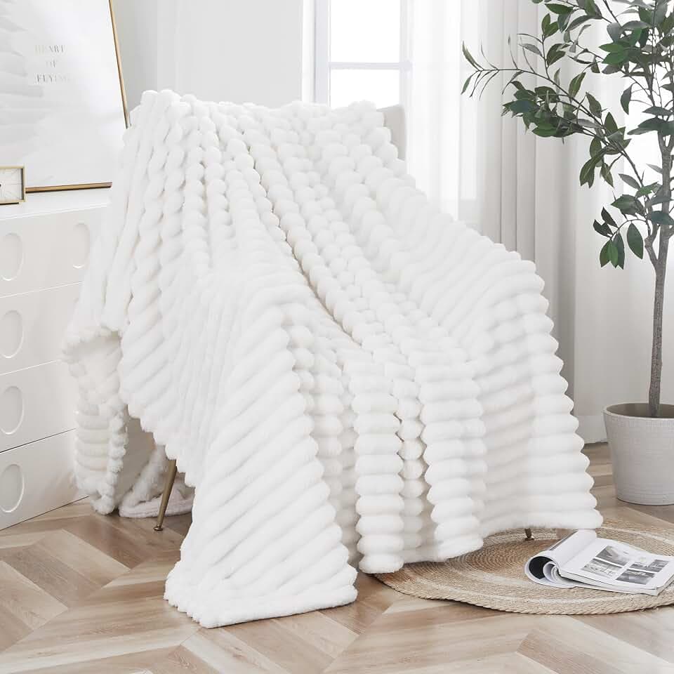 Taliska Ribbed Fleece Throw Blanket for Couch, White, 50"x60"