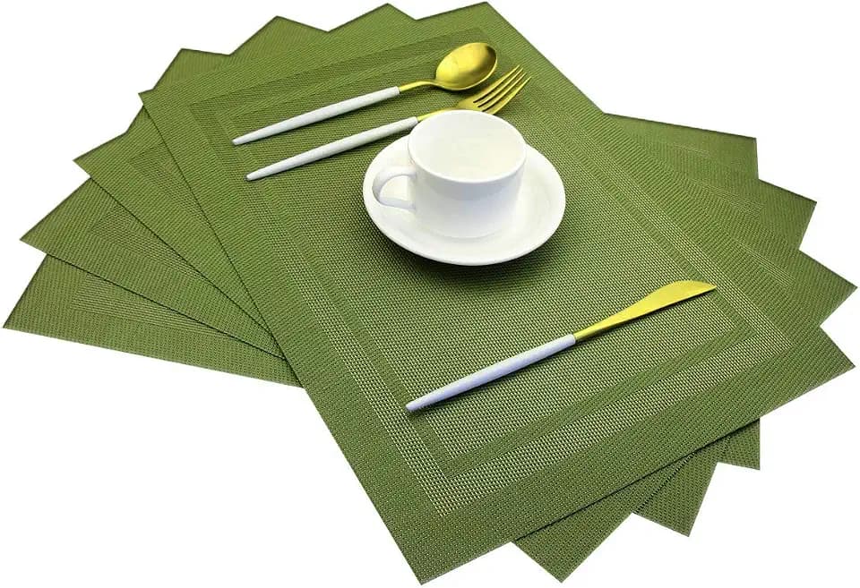 PIGCHCY Heat Insulation Non Slip Plastic Placemats,Washable Easy to Clean Woven Vinyl Kitchen Stain Resistant Placemats for Dining Table Set of 4 (Olive Green)