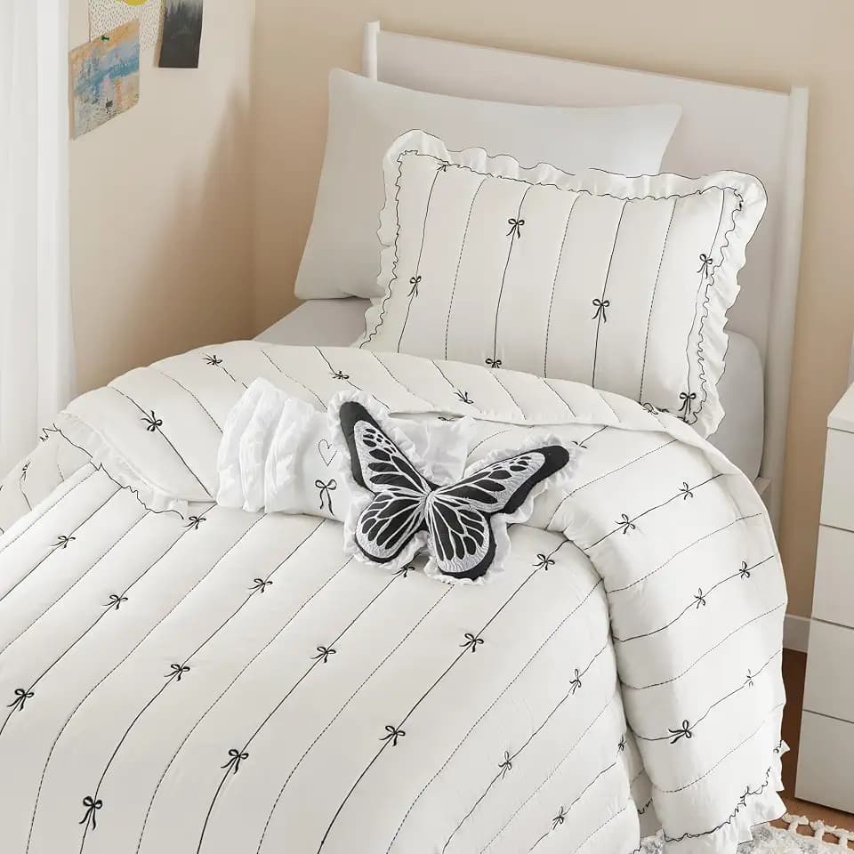 Intelligent Design Twin Ruffle Bow Quilt Set Reversible, Cottagecore Black Girls Bedding with Embroidered, Lightweight Bed Set, Ultra Soft All Season, Shams, Decor Pillows, 4 Piece, Twin/Twin XL