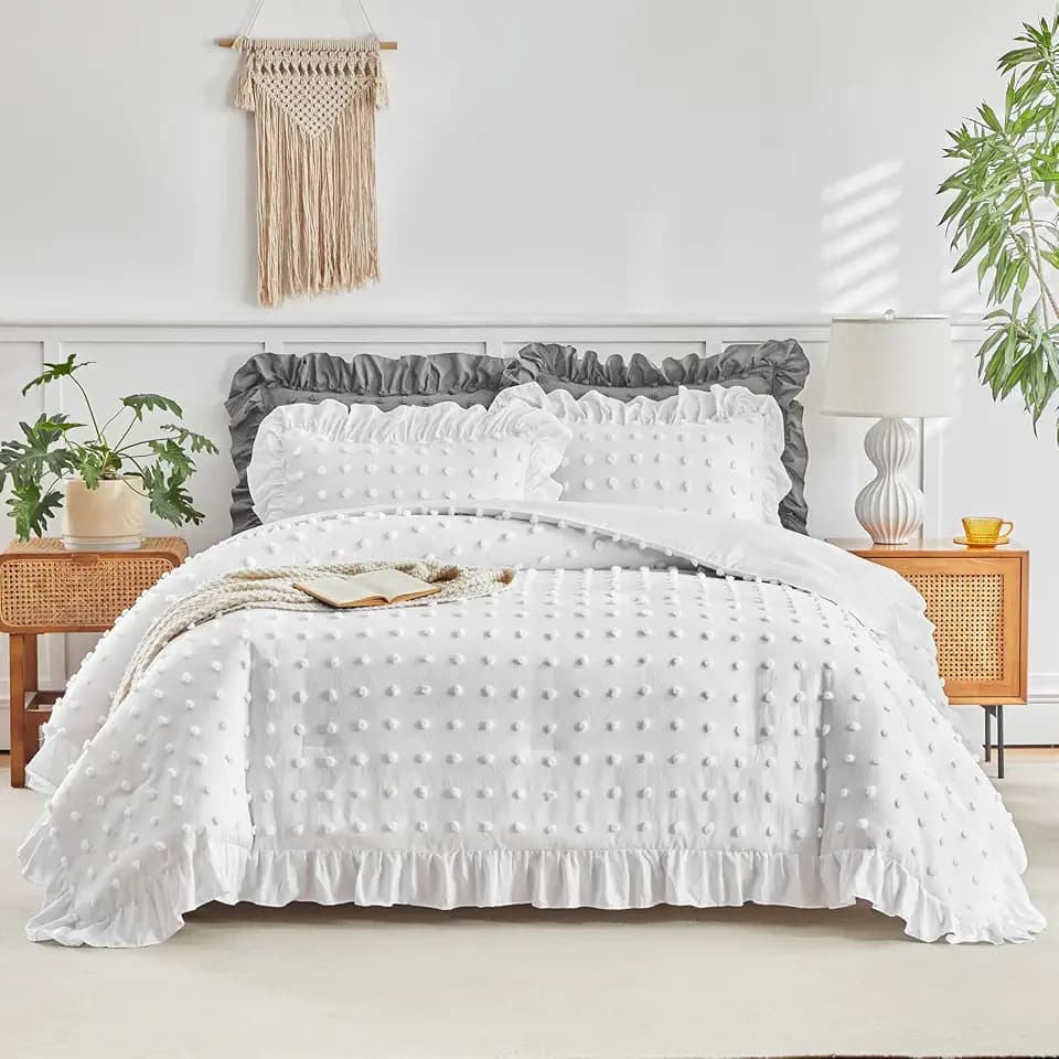 Flysheep Tufted Dots Ruffle Comforter Set Twin Size, 3 Pieces White Vintage Farmhouse Shabby Chic Comforters, Jacquard Boho Bohemian Bedding Set for Kids (1 Ruffled Comforter+ 2 Pillow Shams)