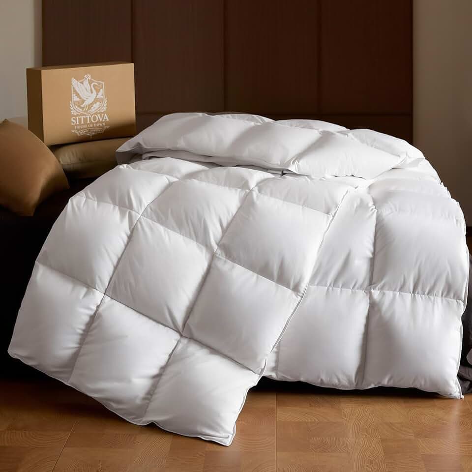 Goose Down Fiber Comforter Oversized Queen – Summer Hotel Quality Duvet Insert, High Fill Power, Ultra Soft 100% Cotton, Box-Stitched, Lightweight Luxurious White Cooling Comforter, 98"x 98"