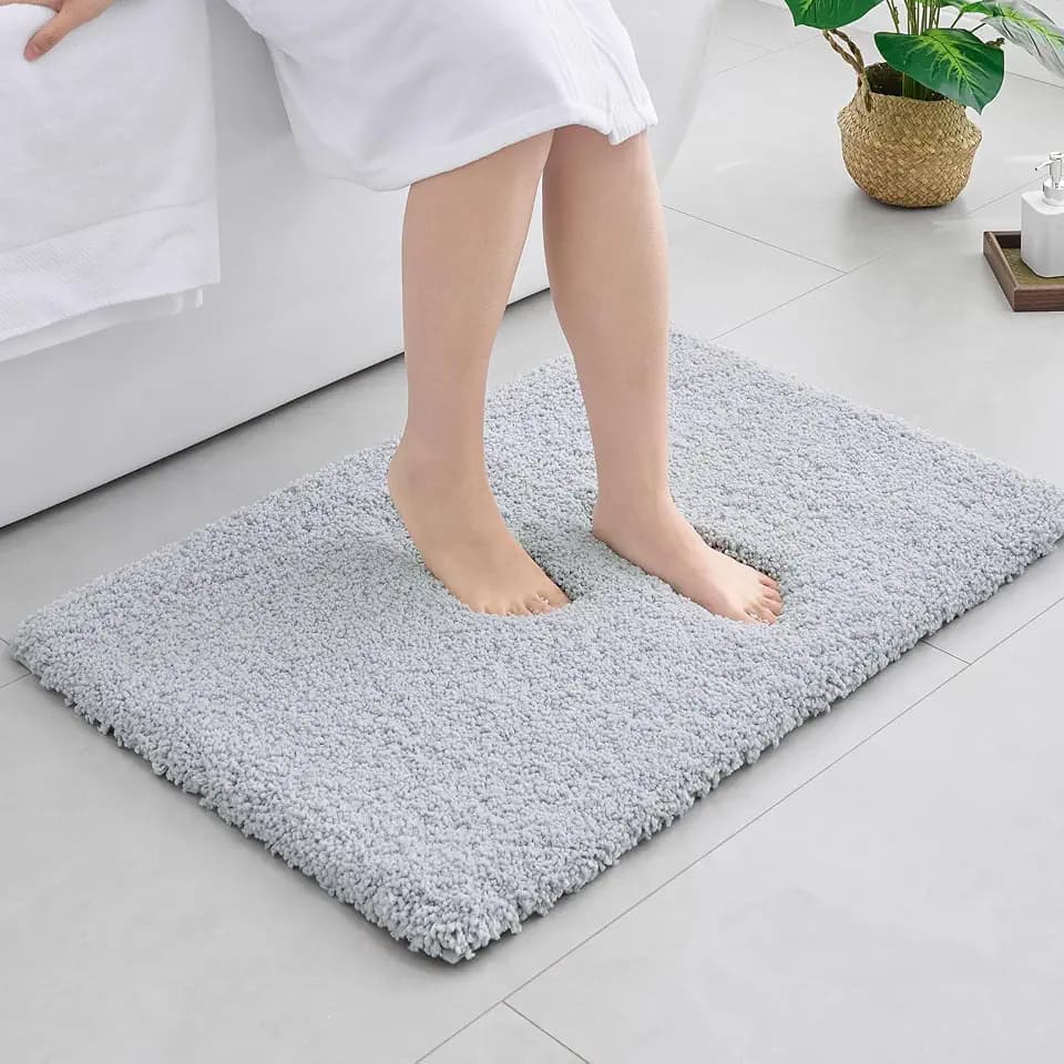 Disolla Silver Grey Bathroom Rugs 24x36, Non-Slip Plush Thick Bath Mat