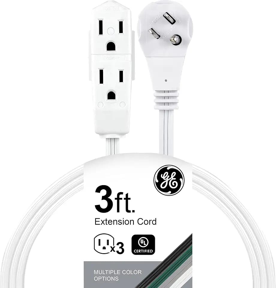 GE 3-Outlet Flat Extension Cord 3 Ft Grounded Extension Cord