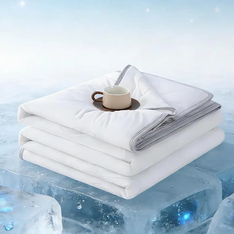 White Cooling Comforter Queen 90x102 Oversized, Breathable Comforters for Hot Sleepers, Lightweight Summer Comforter, Cooling Blanket, Soft Quilt