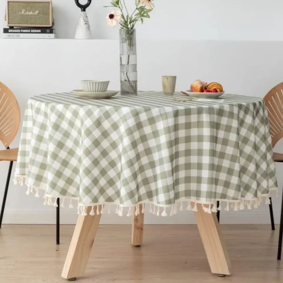 Rakila Polyester Checkered 70 Inch Round Tablecloth with Handmade Tassel Waterproof Wrinkle Free Table Cover for Kitchen Party Outdoor, Green