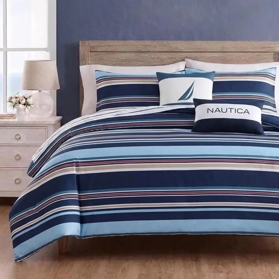 Nautica - Queen Size Comforter Set with Matching Sham