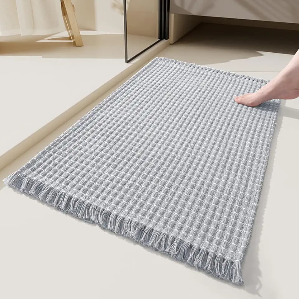 Grey Bathroom Rugs with Tassels Soft Boho Rug Nonslip Bath Mat for Bathroom Mats Water Absorbent Solid Bath Shower Rug Washable Floor Mats Decoration for Bedroom Living Room,19.6" x 31.5"