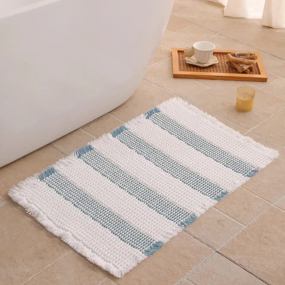 Waffle Bath Mat Non Slip, Boho Bathroom Rug, White/Blue, 20"x32"