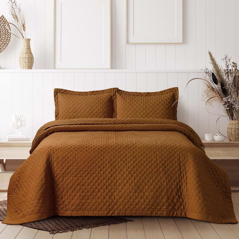Tribeca Living Brisbane King Microfiber Quilt Set, Camel