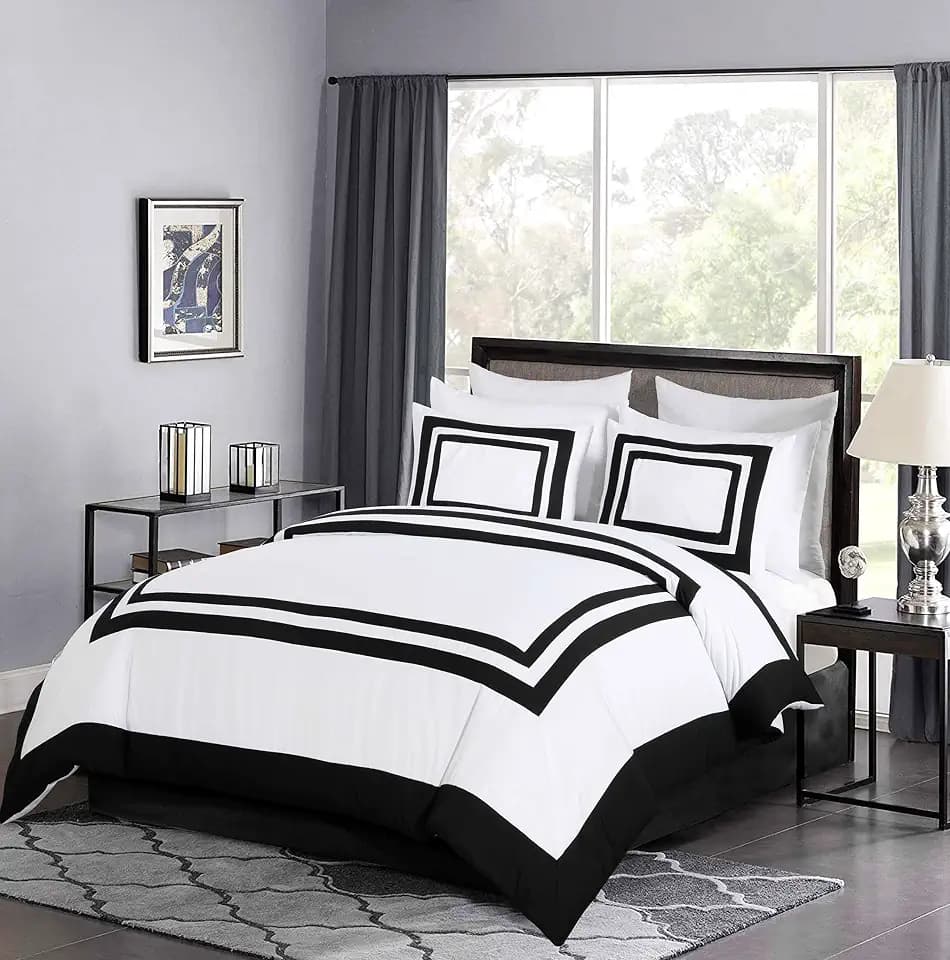 Chezmoi Collection Wyatt 7-Piece California King Bed in a Bag Comforter Set - Hotel Style Bedding with Sheet Set - White/Black Square Pattern