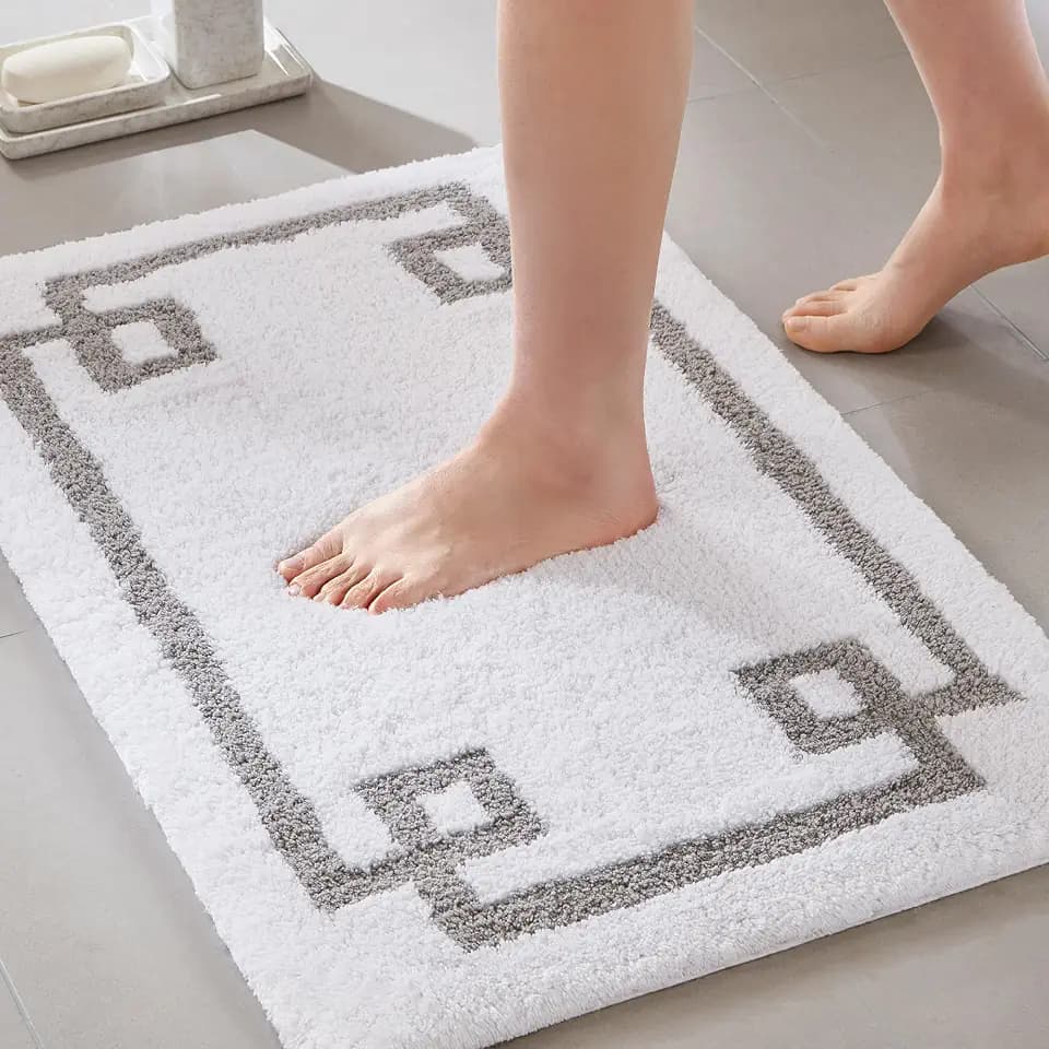Madison Park Evan 100% Cotton Bath Rug Plush Absorbent, 20" x 30", White