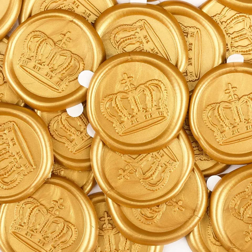 100Pcs Wedding Wax Seal Stickers Antique Gold Self Adhesive Envelope Seal Stickers for Weddings Invitation Anniversaries Celebrations Christmas Birthday Gift Decoration Stickers (Crown)