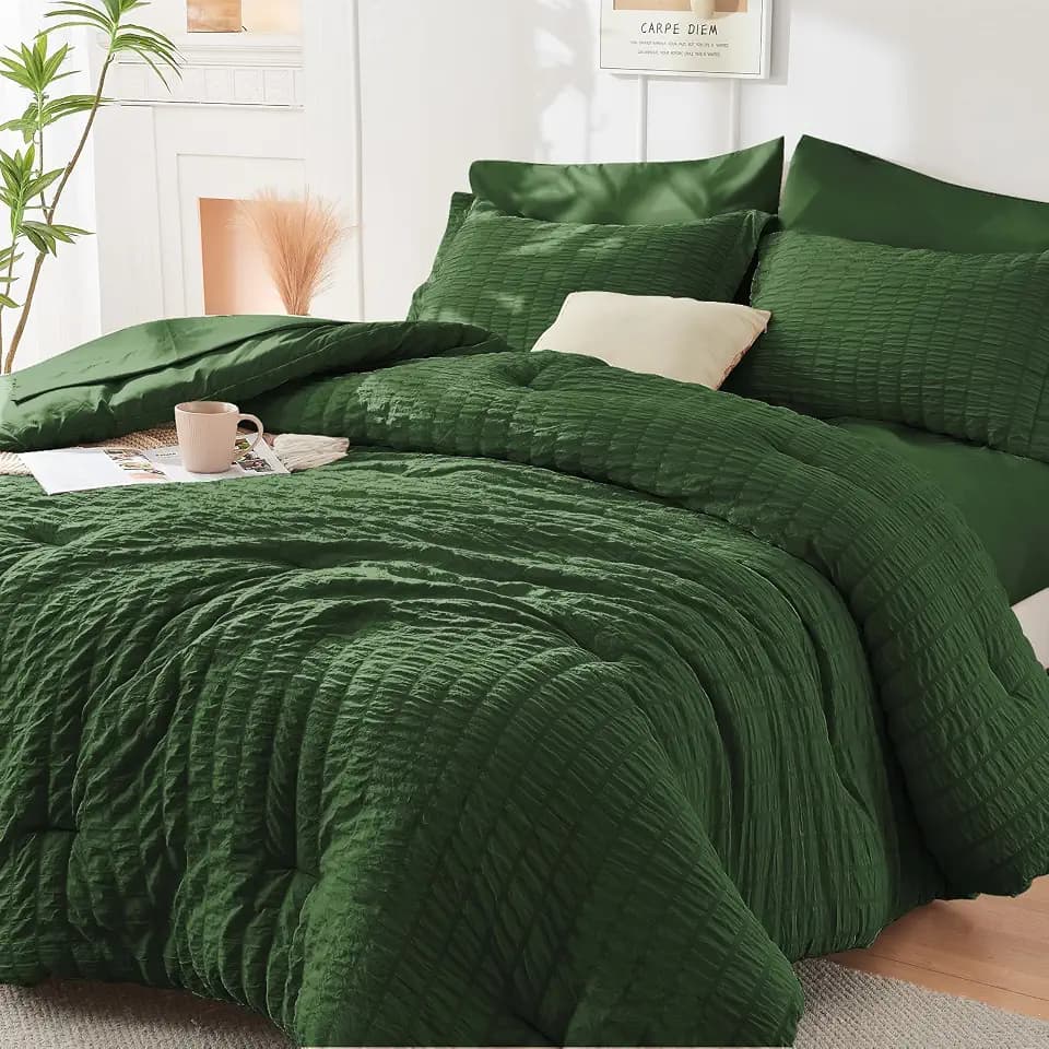 Queen Comforter Set - 7PCS Bed in a Bag, Seersucker Bedding Set, Dark Green