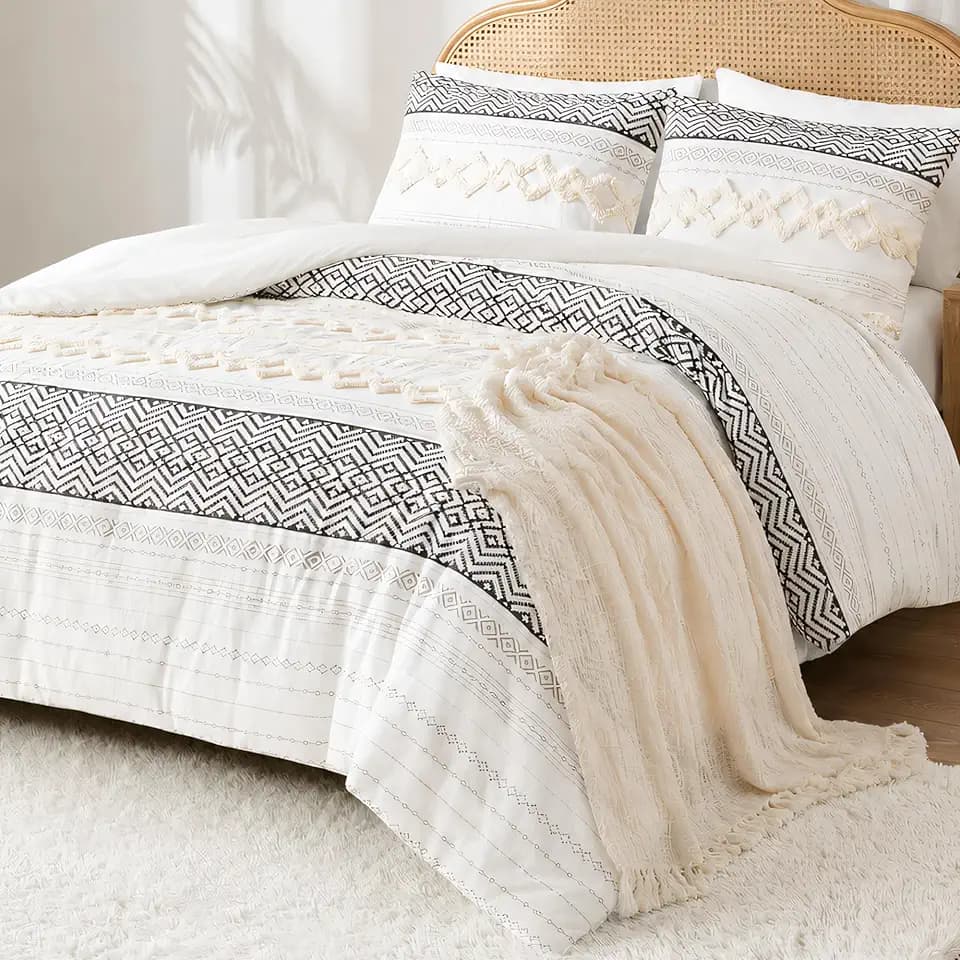 Hyde Lane King Size Comforter Set, Boho Tufted 3-Piece Bedding Sets, Ivory