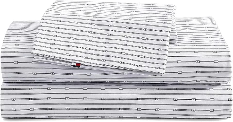 Tommy Hilfiger - Full Size Sheet Set with Fitted Sheet & Pillowcases