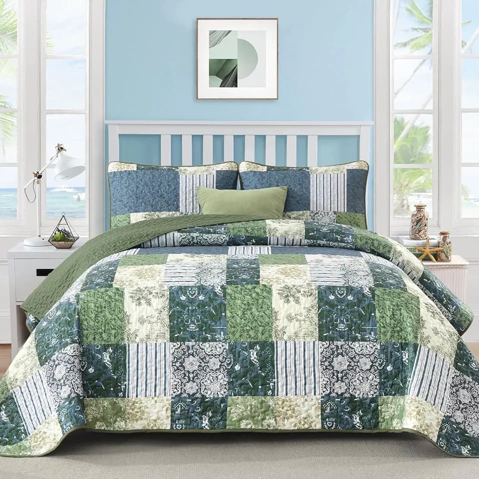 Drucon Green Patchwork Queen Quilt Set, Spring Summer Bedspreads Bedding Set, 3 Pieces Lightweight Soft Plaid Coverlet with 2 Pillow Shams for All Season 96x90 Inch