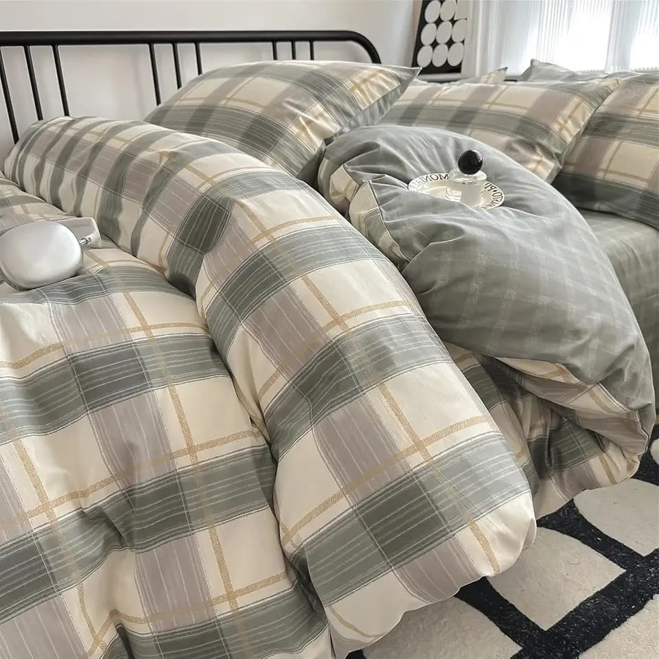 VM VOUGEMARKET Green Plaid Comforter Set Queen,3 Pieces Gingham Comforter with 2 Pillowcases for Men Boys Simple Modern Bedding Set (90"x90")