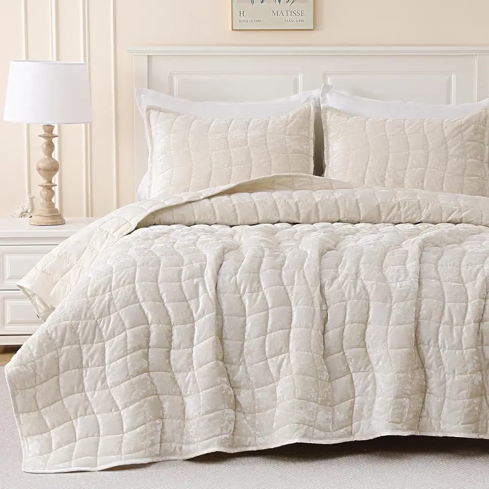 DOWNCOOL 3 Pieces Velvet Quilt Set Queen Size, Cream White