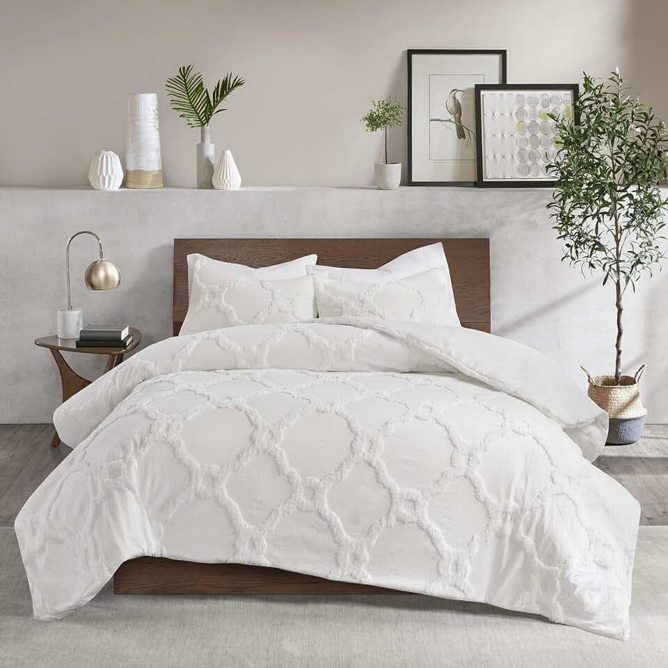 Madison Park Cotton Tufted Chenille Off-White King Comforter Set, 3pc