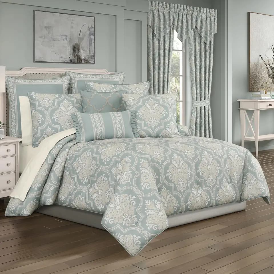 Tranquility Full/Queen 3PC. Comforter Set