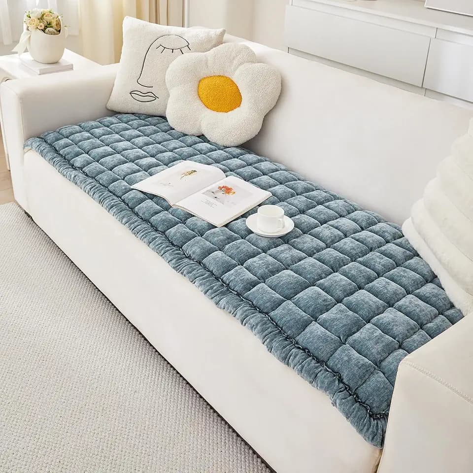Chenille Couch Cover for Dogs, Quilted Non-Slip Sofa Protector Pad