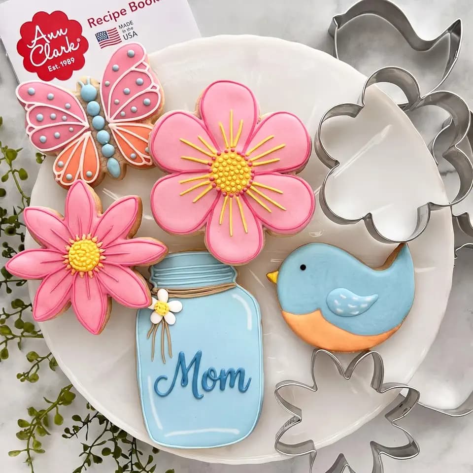 Ann Clark Mother's Day Flower Garden Cookie Cutter Set of 5, Made in USA