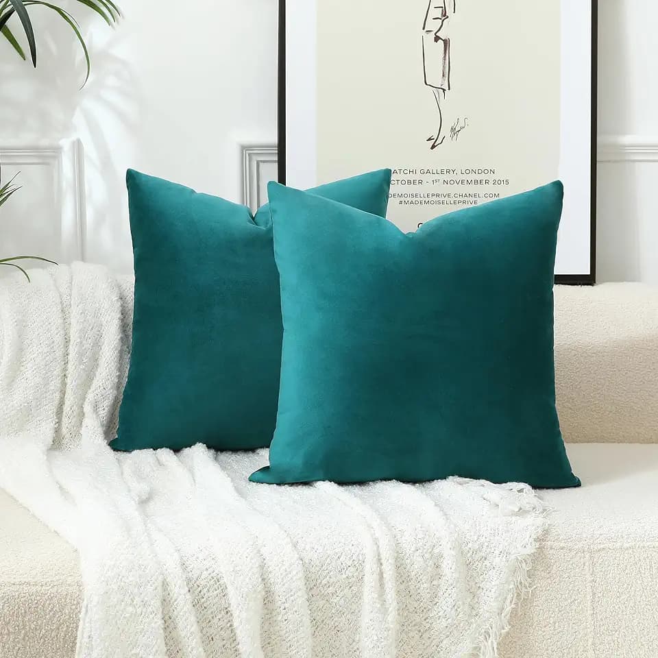 Stellhome Soft Velvet Throw Pillow Covers Square Decorative Cushion Covers for Bed Couch Sofa Bench, 18 x 18 inch (45 x 45 cm), Teal, Pack of 2