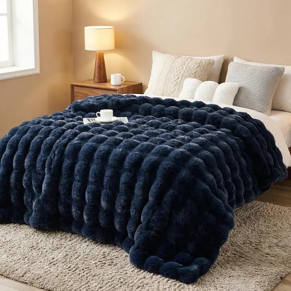 DREAMNINE Soft Faux Bubble Rabbit Fur Blanket Full Size, Thick Cozy Decorative Warm Fuzzy Fur Blanket for Bed Couch Sofa Chair Bedroom Living Room Dorm Gift, 70 * 80 Inches, Navy Blue