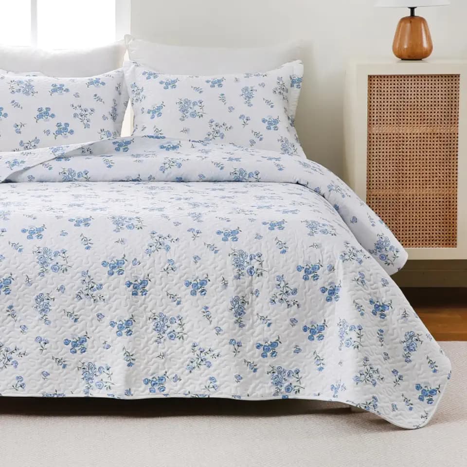 Blue Floral Quilt Set King Size,3 Pieces Farmhouse Bedspread Coverlet