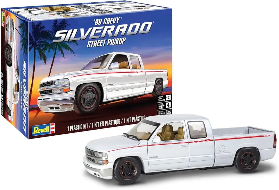 Revell 14538 '99 Chevy Street Silverado Street Pickup 1:25 Scale 150-Piece Skill Level 4 Model Truck Building Kit