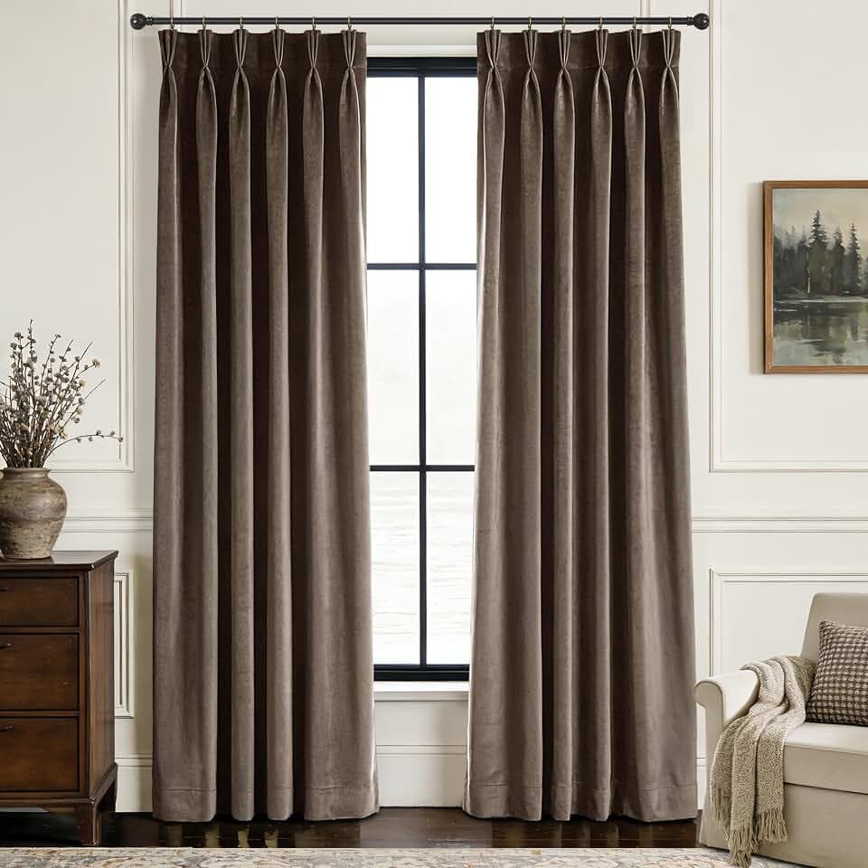 Pinch Pleated Brown Velvet Curtains for Living Room Modern Elegant Plush Velvet Luxury Fabric Room Darkening Window Drapes Bedroom Curtain 40x90