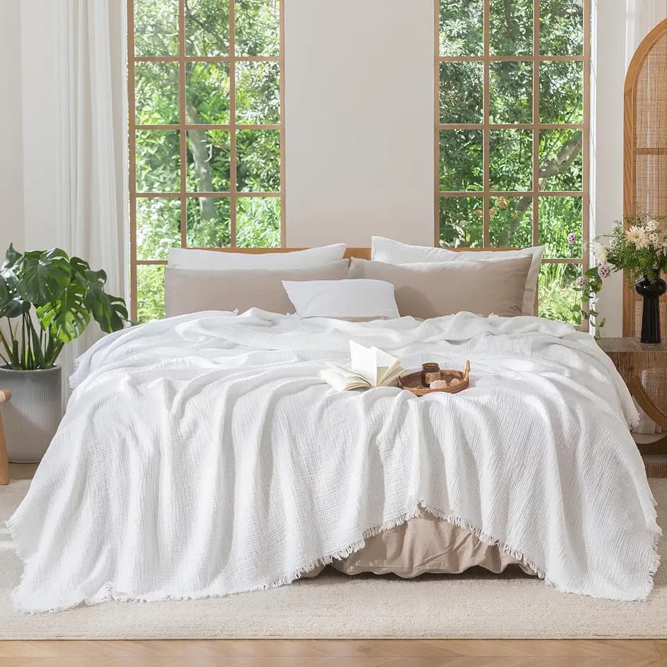 MooMee 100% Cotton Muslin Blanket Fringed 4-Layer Gauze Bed Throw, Queen