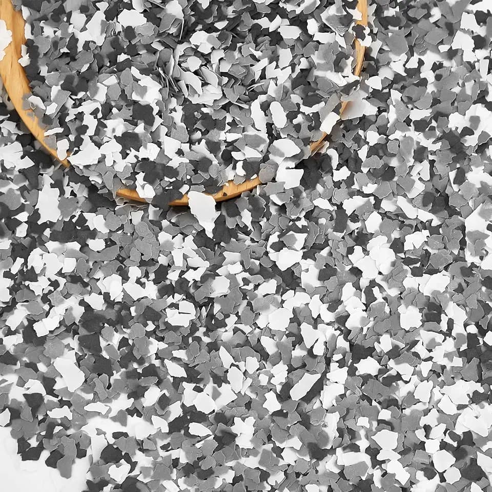 Taiyin 6.17 lb Epoxy Floor Flake, Black White Grey, 2-4 mm